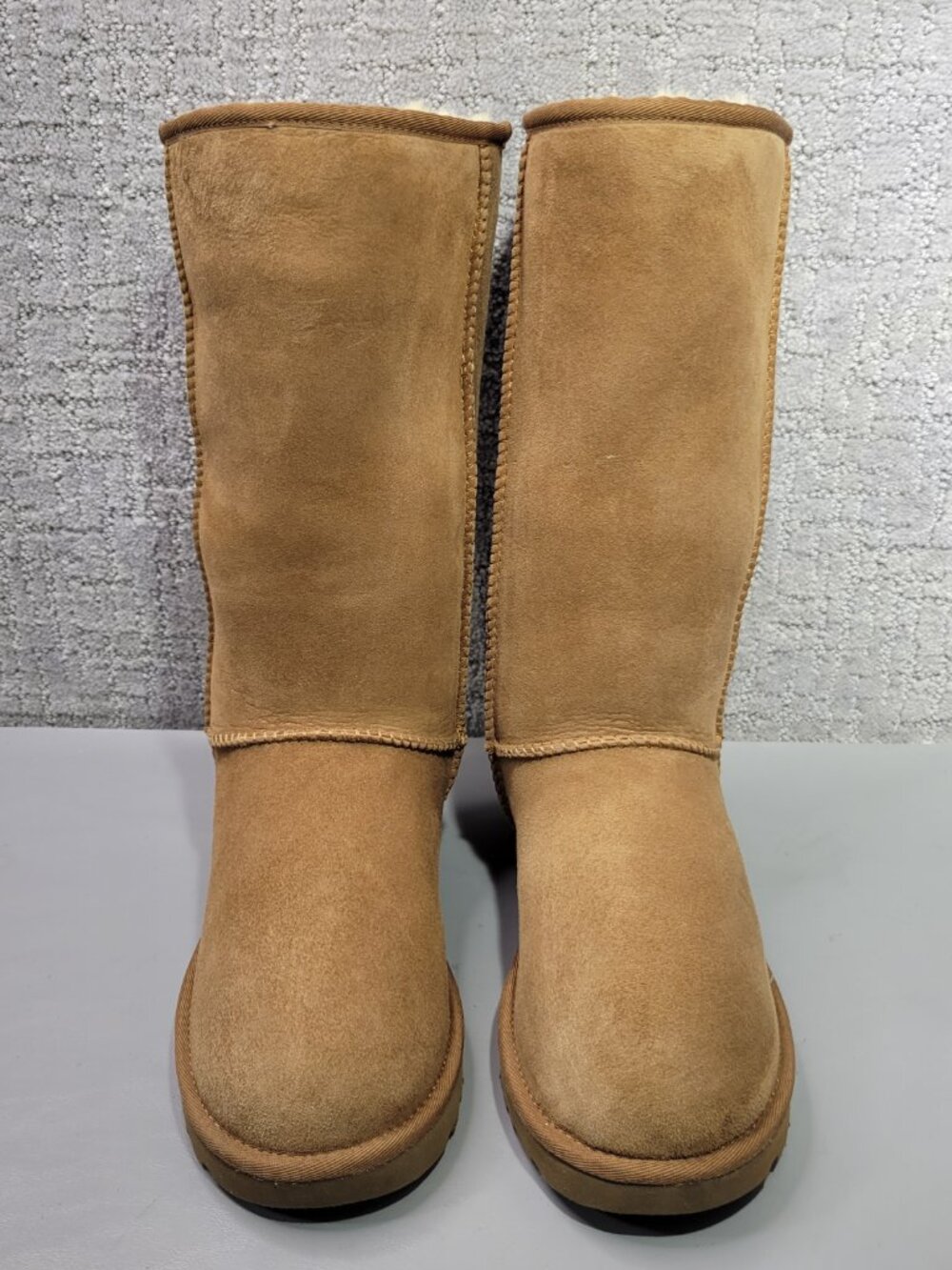 UGG Classic Tall II Womens Size US 8 Chestnut Sheepskin Sugarcane EVA Boots - Picture 8 of 12